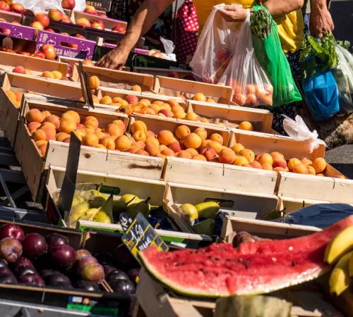 Marché traditionnel de Blanquefort-sur-Briolance