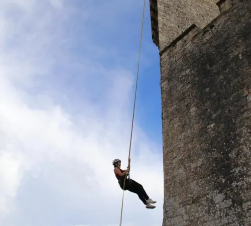 Descente en rappel
